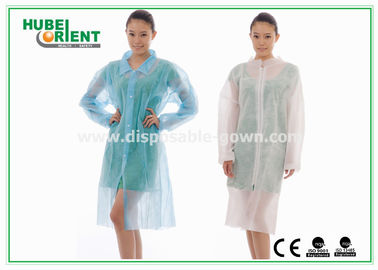 Protective Clothing PP Disposable Lab Coats For Laboratory With Zip closure